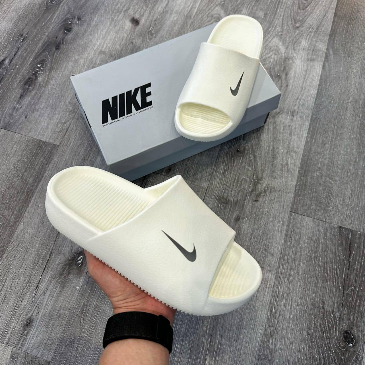 SANDALIA CAPELLADA NIKE