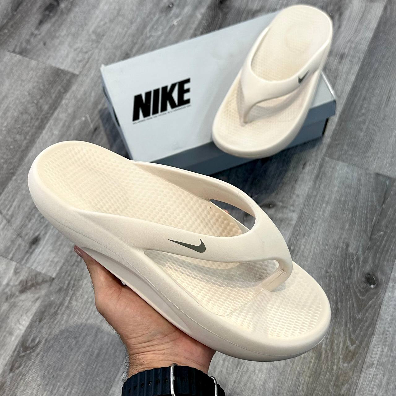 SANDALIA RAJADEDO NIKE