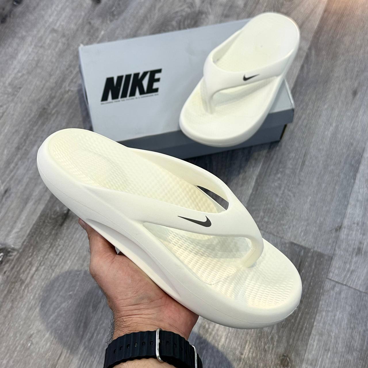 SANDALIA RAJADEDO NIKE
