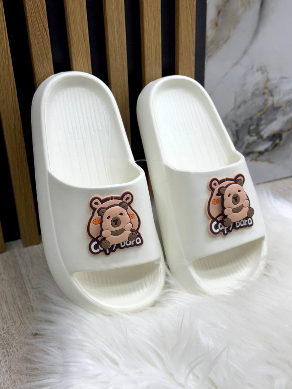 PANTUFLAS CAPIBARA DAMA