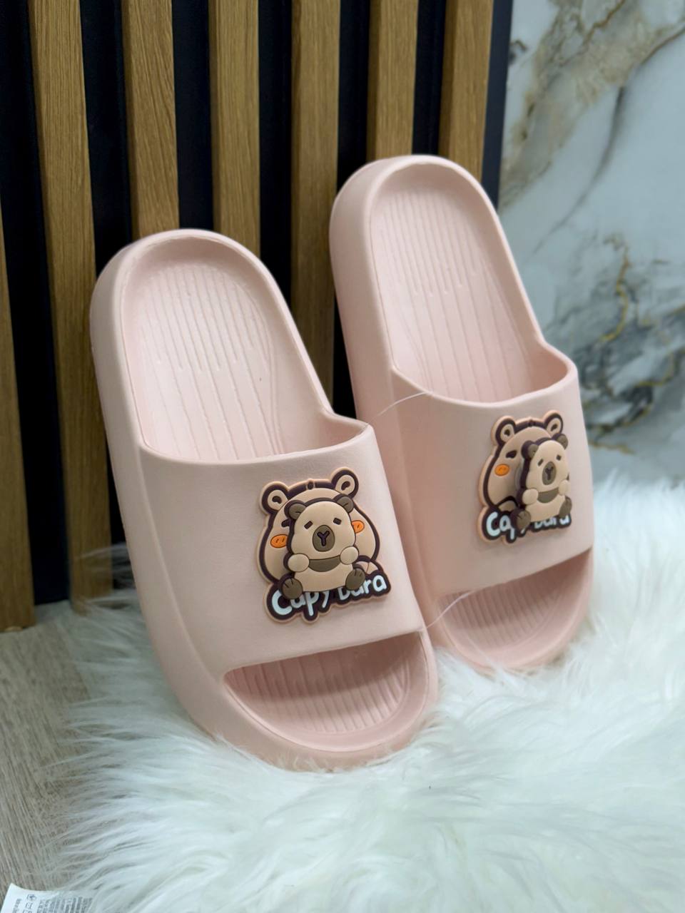 PANTUFLAS CAPIBARA DAMA