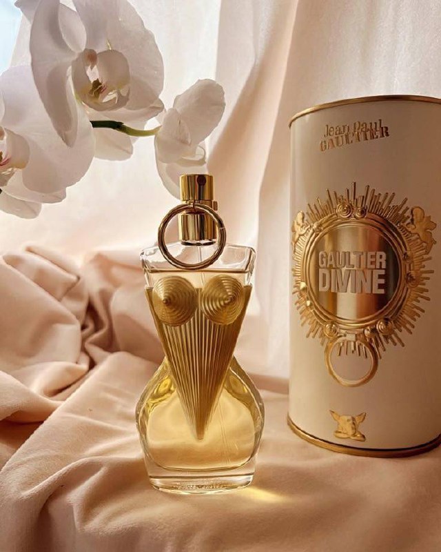 Perfume👑 Gaultier Divine – Jean Paul Gaultier 👑  - 100ml  Aroma:bergamota, flor de lirio y sal marina.