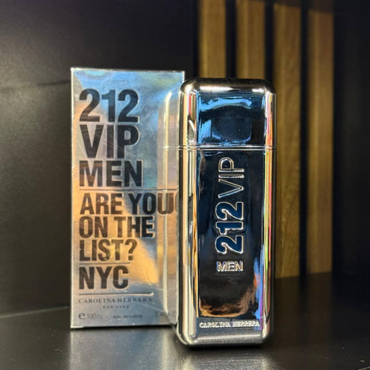 Perfume  Carolina Herrera – 212 VIP Men 💎   Aroma: Vodka, lima, menta y ámbar, refleja el estilo del hombre urbano y sofisticado. 🔥