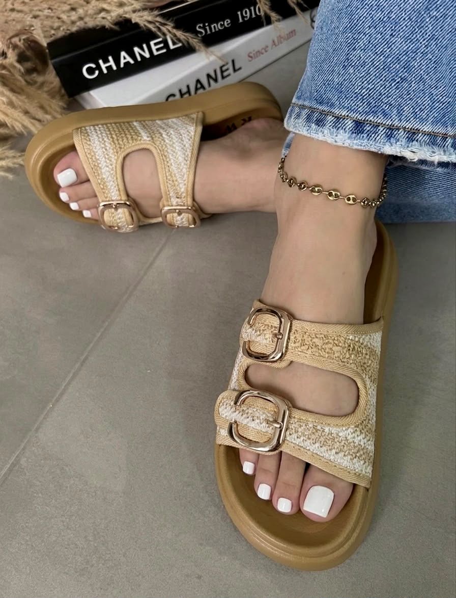 SANDALIA PVC