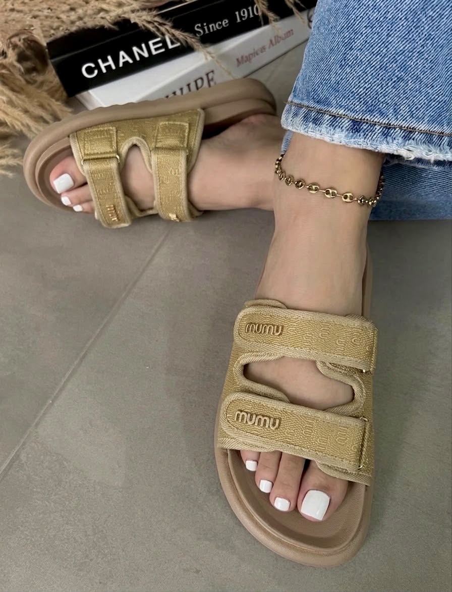 CORREA MUMU